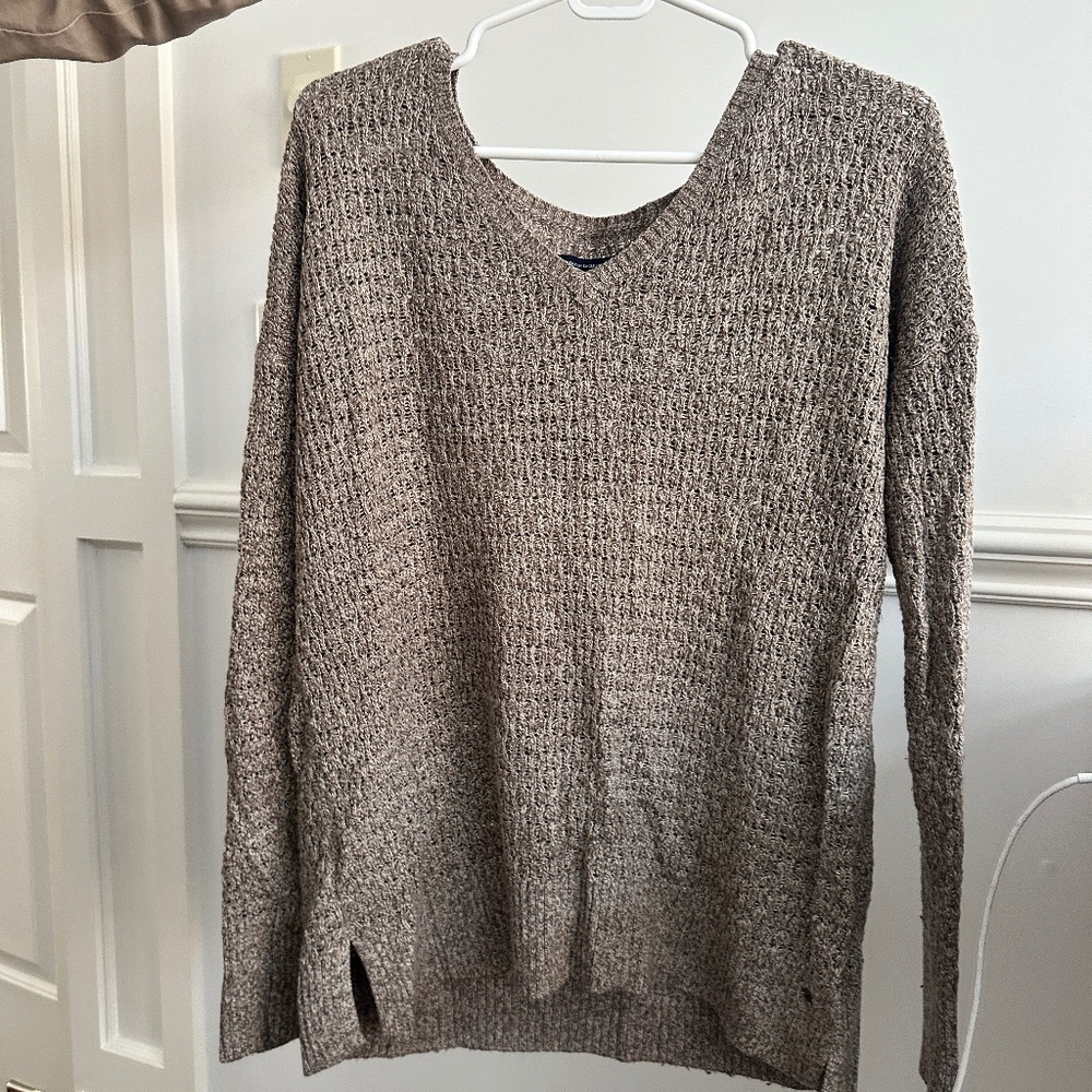 American Eagle Gold/Beige Sweater